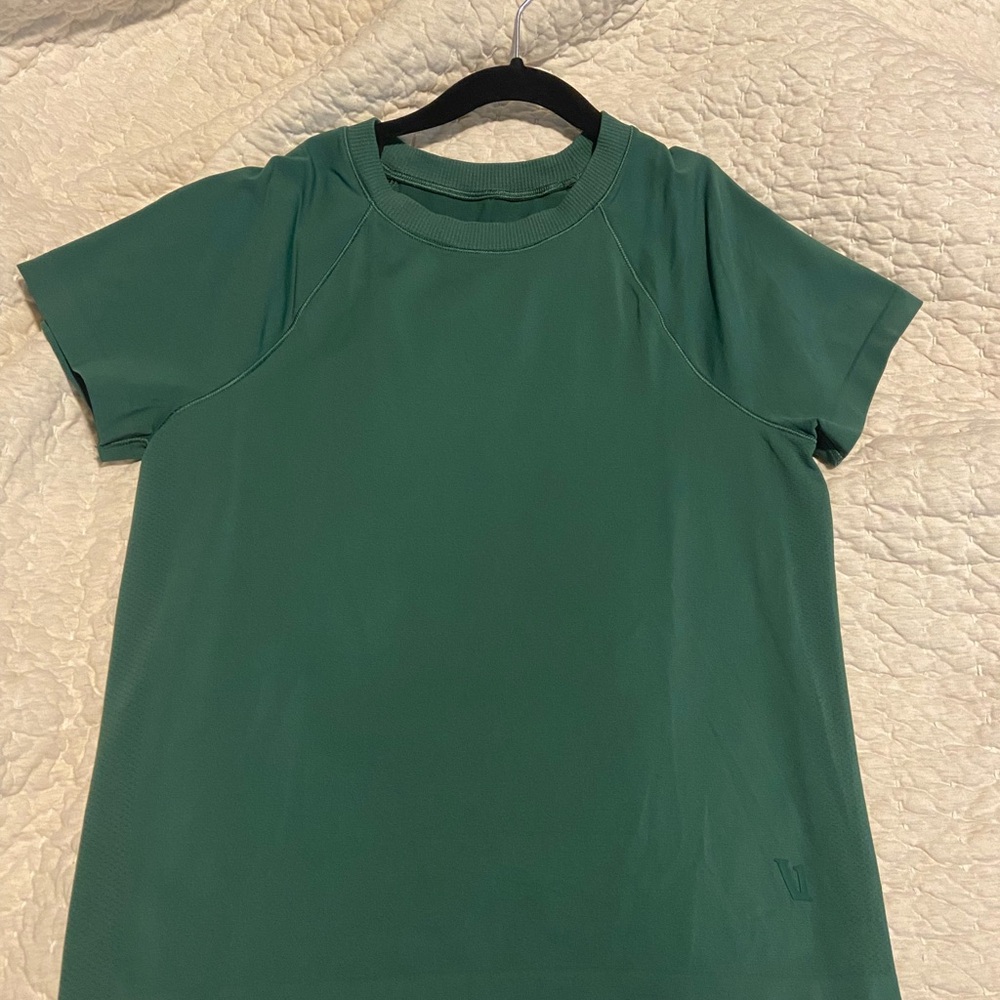 Short sleeve Seamless Surge Tee